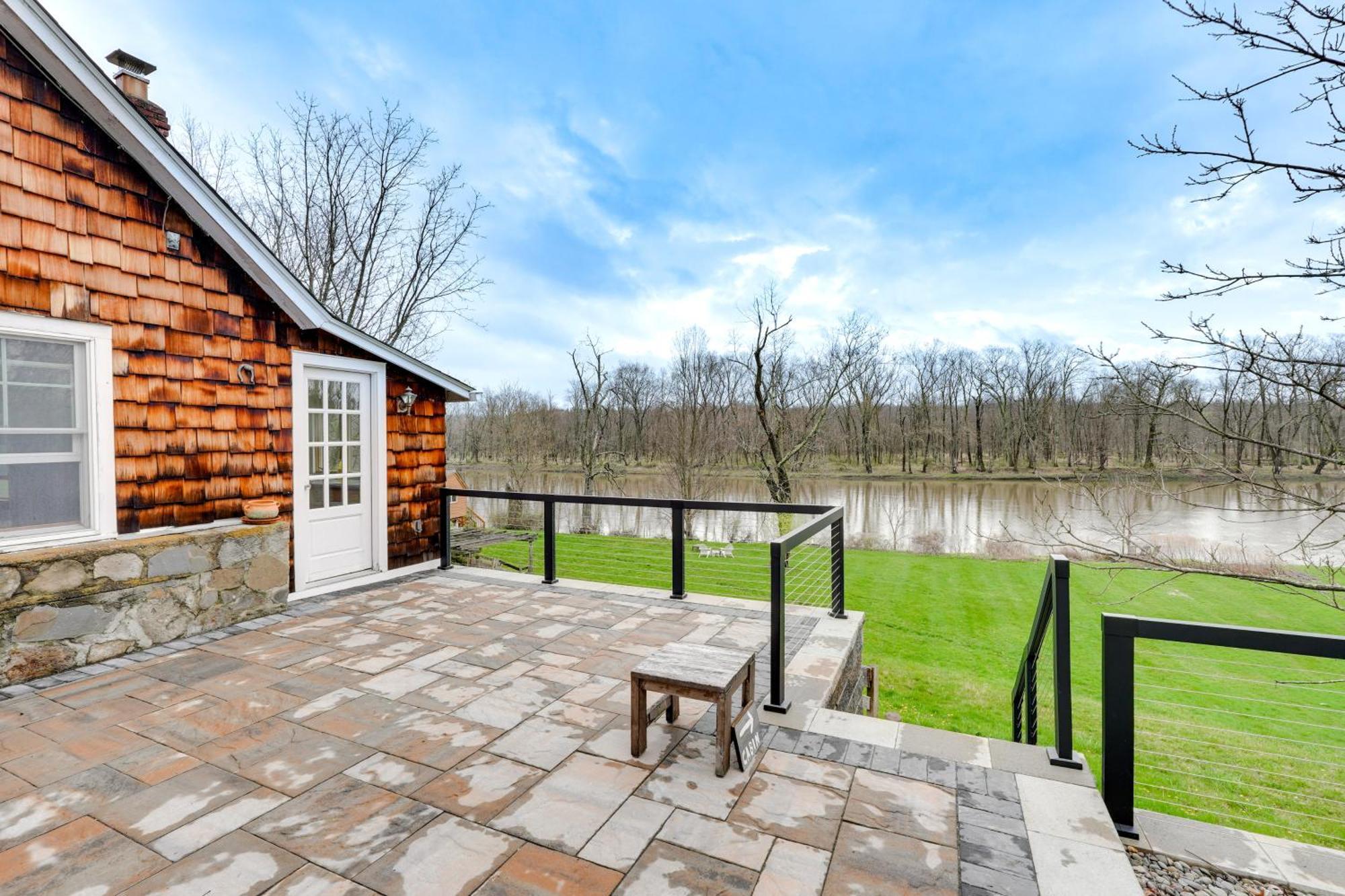Cozy Upstate Studio With Walkill River Views! New Paltz Bagian luar foto